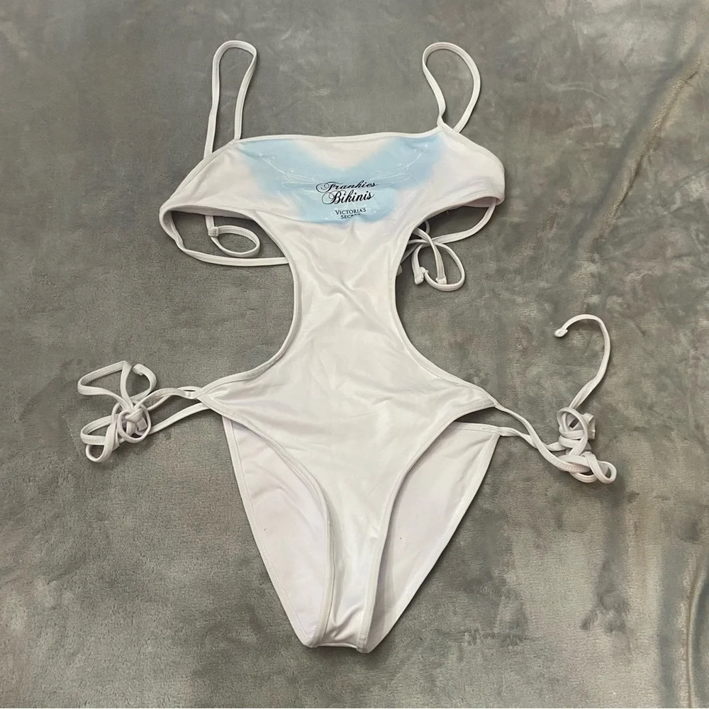 New! FRANKIES BIKINIS Victoria's Secret Icon One Piece monokini 24676